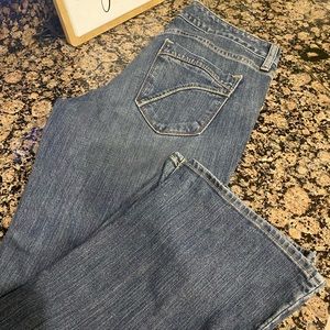 Womens Eddie Bauer size 6 jeans length 30